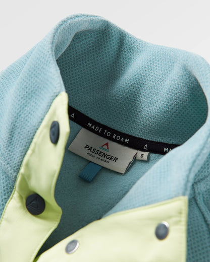Snowdrop Polartec® Fleece - Arctic - Flatlay