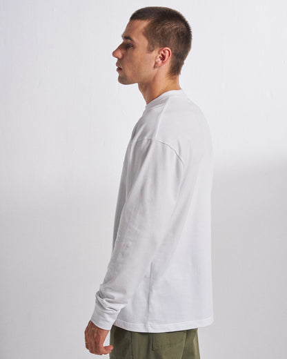 Vita Logo Relaxed Fit LS T-Shirt - White - Studio Model