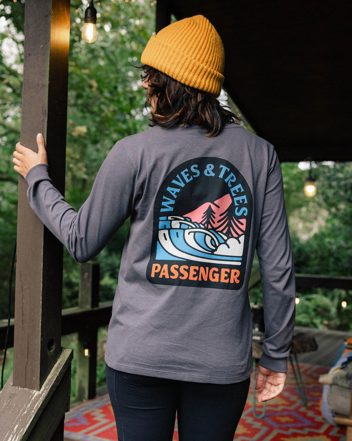 Waves & Trees LS T-Shirt - Charcoal - Lifestyle