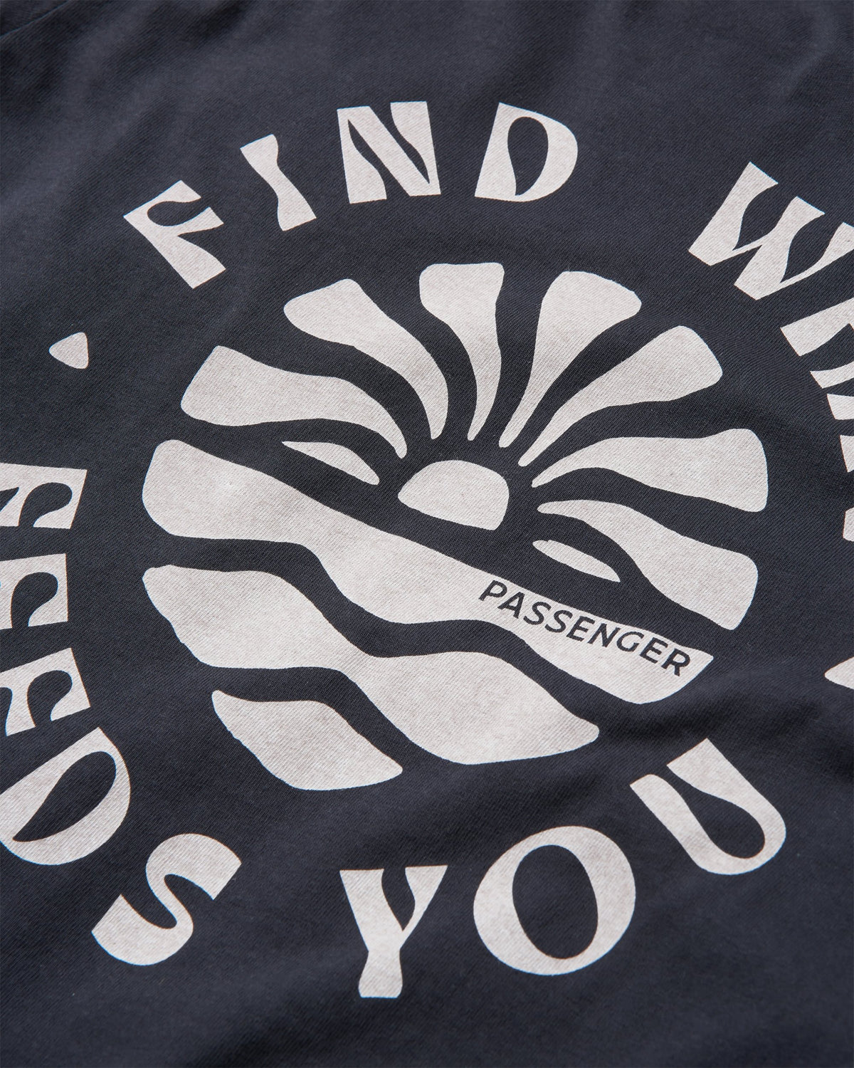 Discovery LS T-Shirt - Black - Flatlay