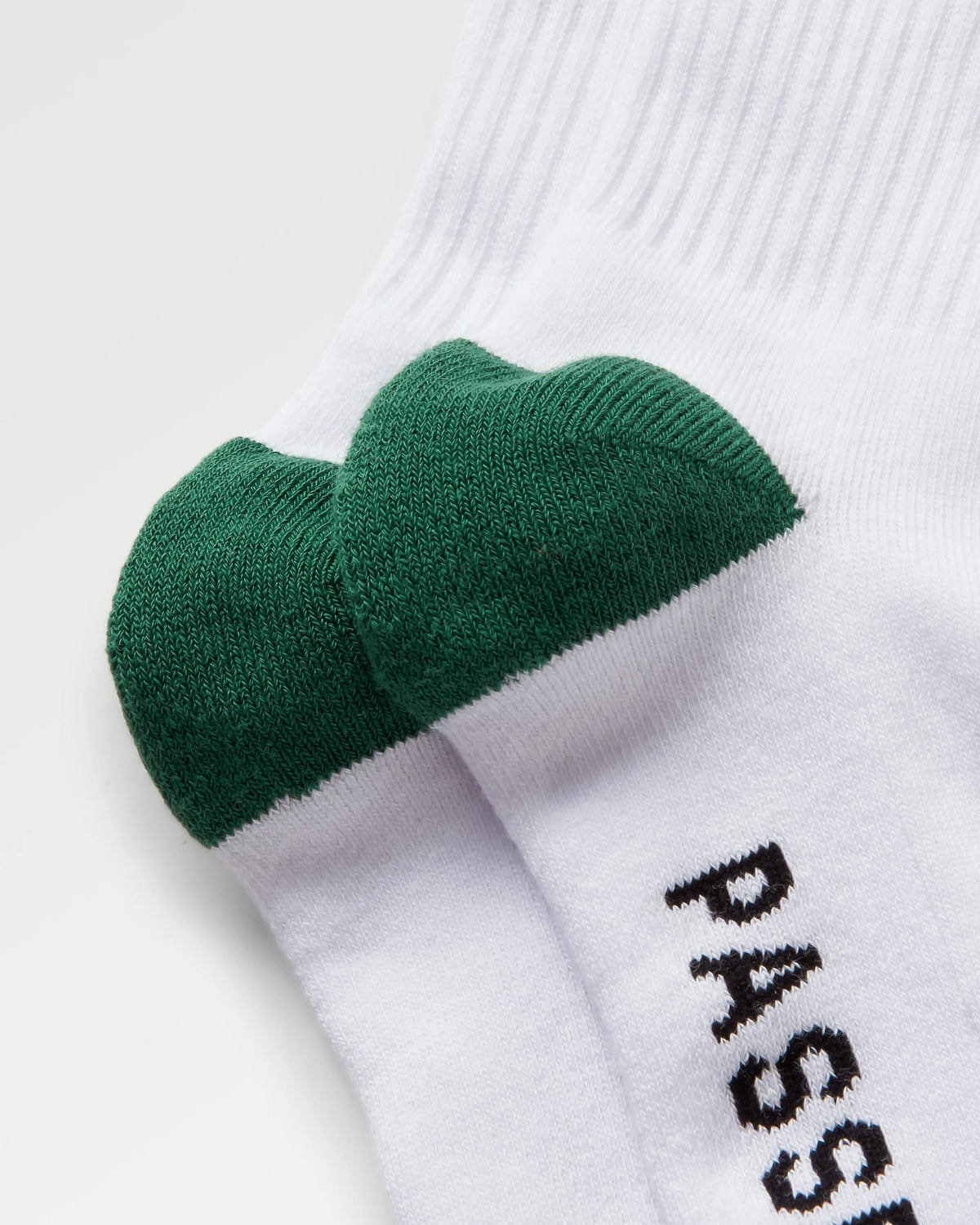 Classic Midweight Crew Socks - White - Flatlay