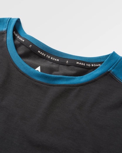 Chase The Light Drirelease® Active LS T-Shirt - Black - Flatlay