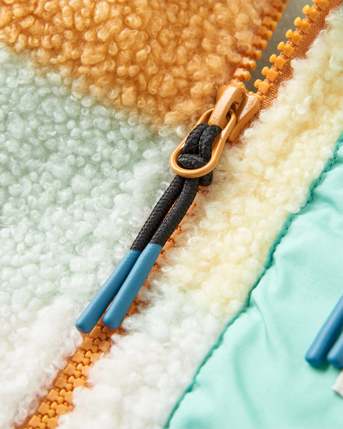 Ravi Sherpa Fleece - Vista Patchwork Yellow - Flatlay