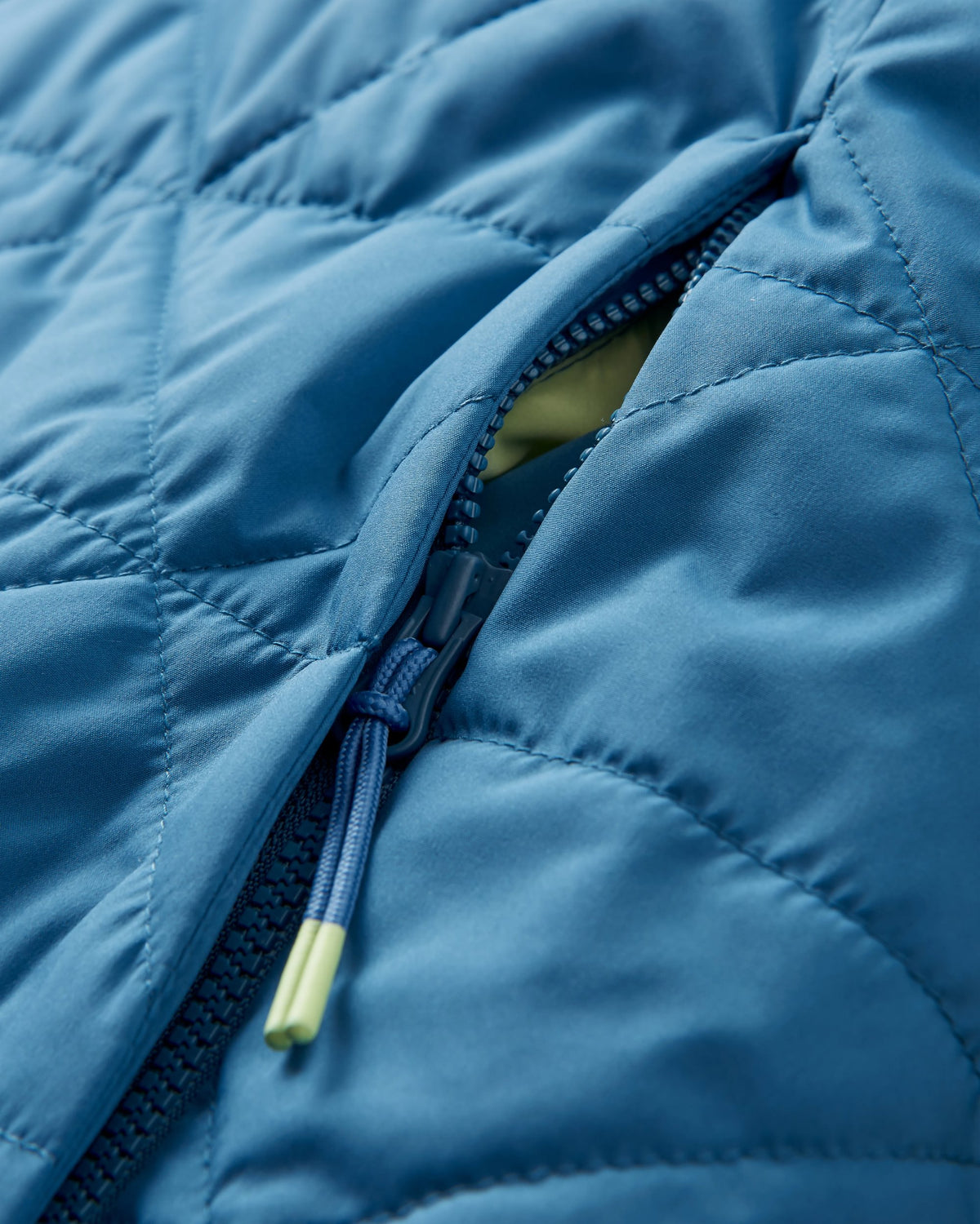 Base Thermore® Insulated Jacket - Khaki - Flatlay