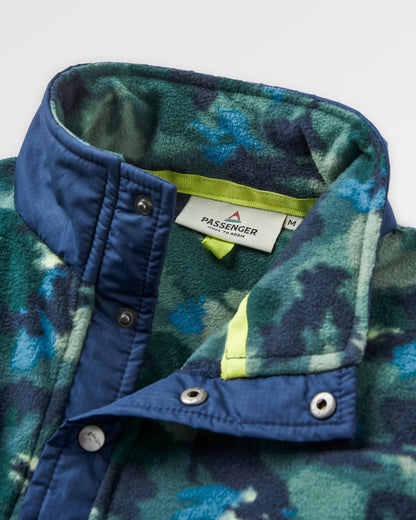 Adrift Polar Fleece - Alpine Camo Rain Forest - Flatlay