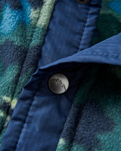 Adrift Polar Fleece - Alpine Camo Rain Forest - Flatlay