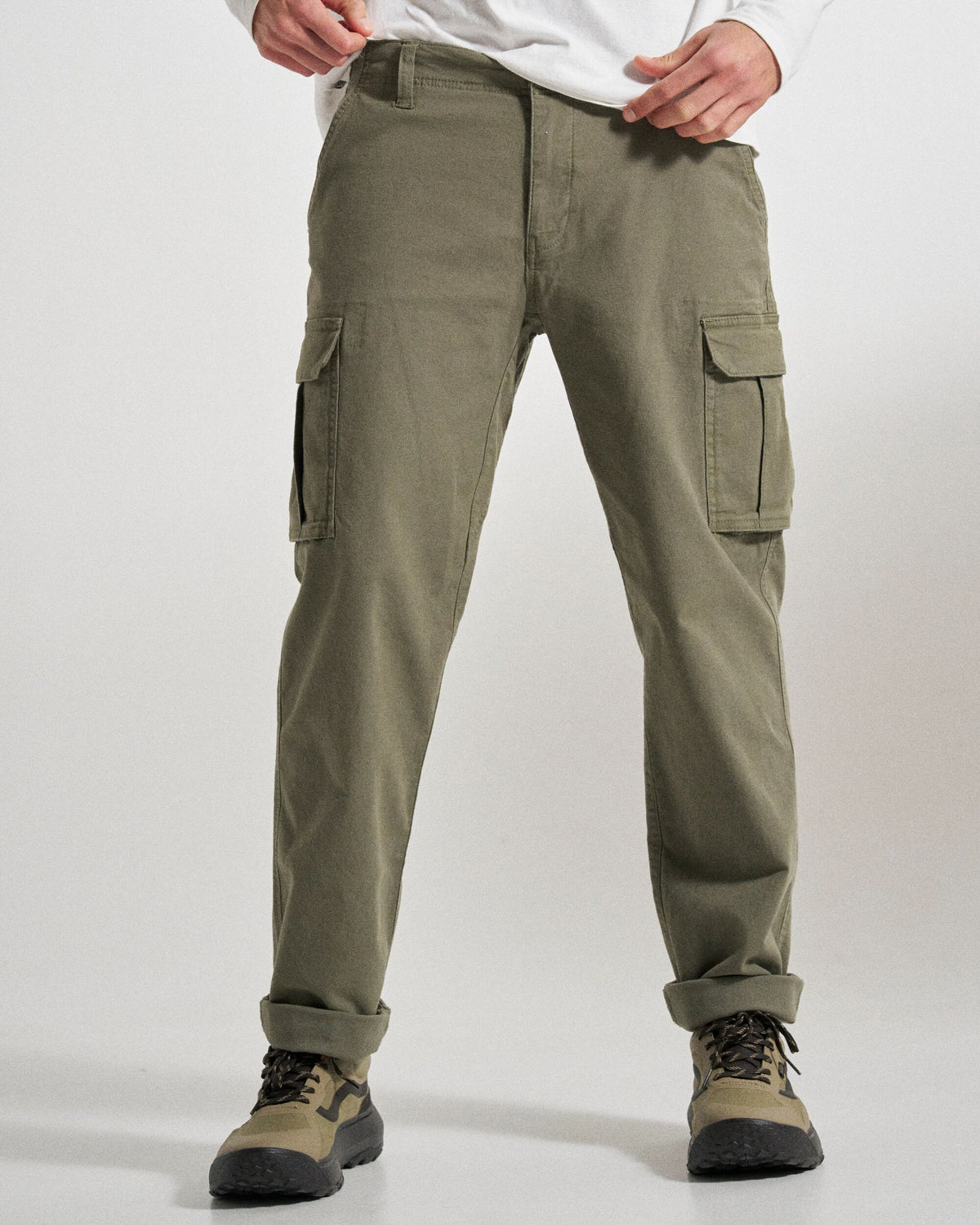 Lakeside Cargo Cotton Trouser - Dusty Olive - Studio Model