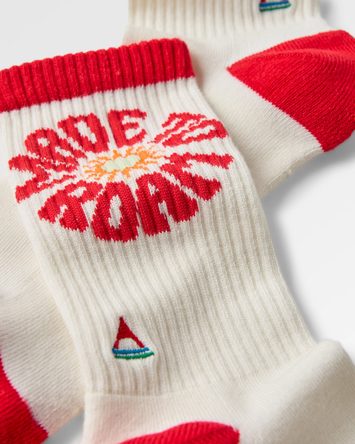 Made to Roam Graphic Crew Socks - White - Flatlay