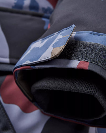 Baltic Insulated Jacket - Sycamore Pattern - Flatlay