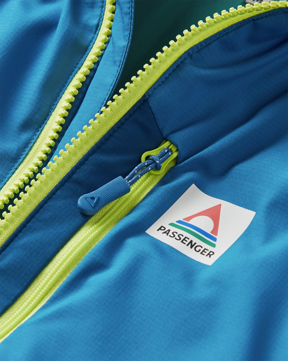 Daybreak Lightweight Thermore® Insulated Jacket - Tidal Blue/Blue Steel/Birch - Flatlay