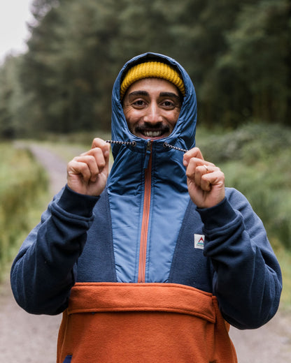 Woodland Hooded 1/2 Zip Polar Fleece - Deep Navy/Baked Clay - Lifestyle