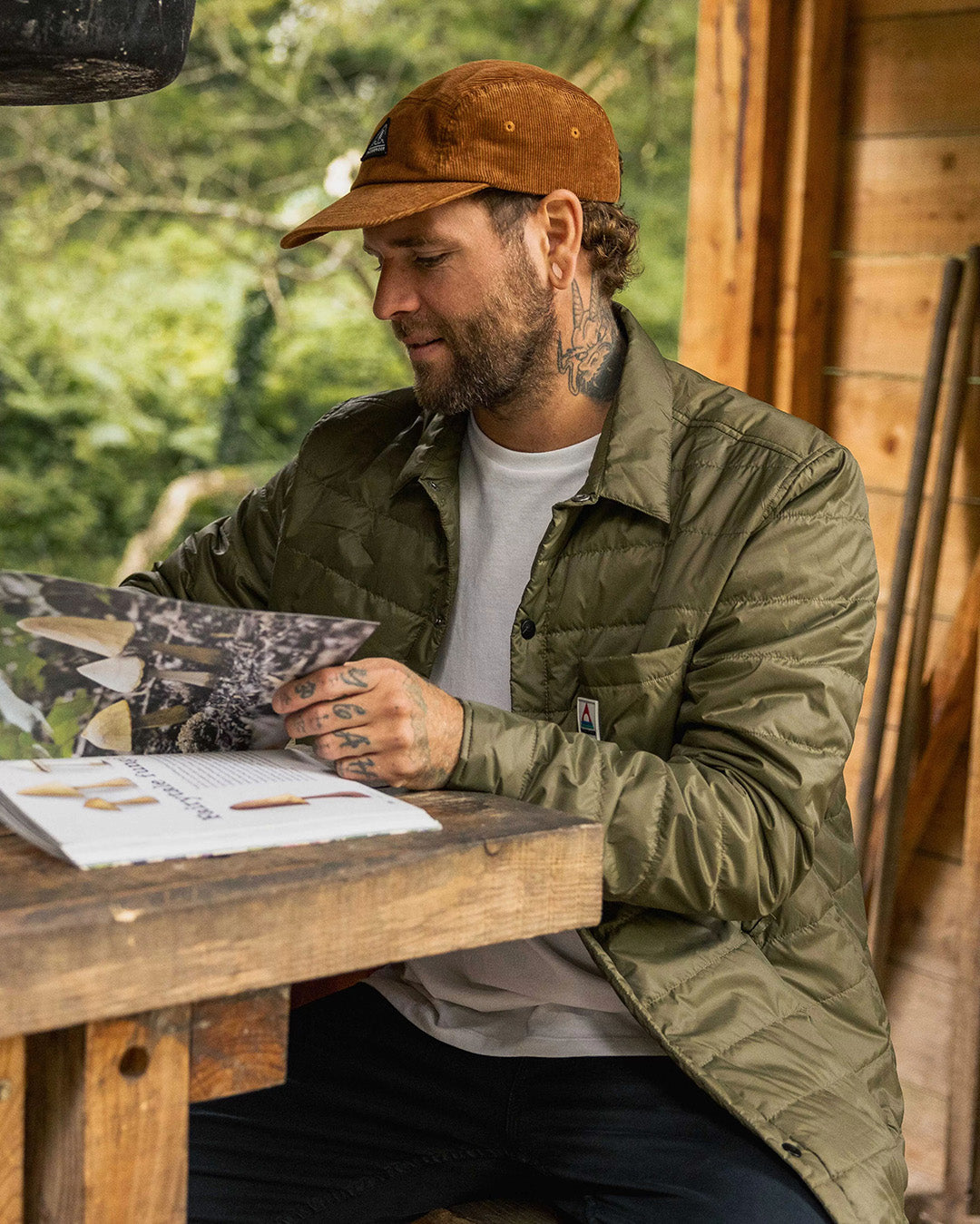 Grain Insulated Overshirt - Khaki - Lifestyle