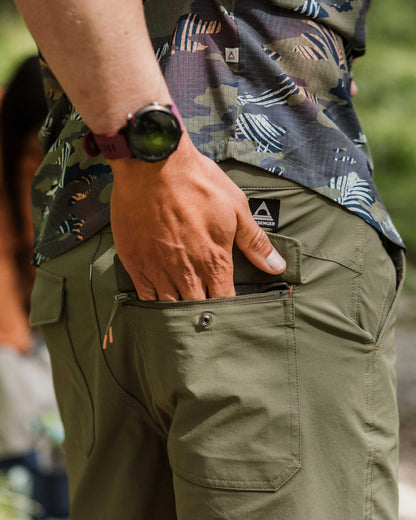 365 Trail Short - Khaki - Lifestyle
