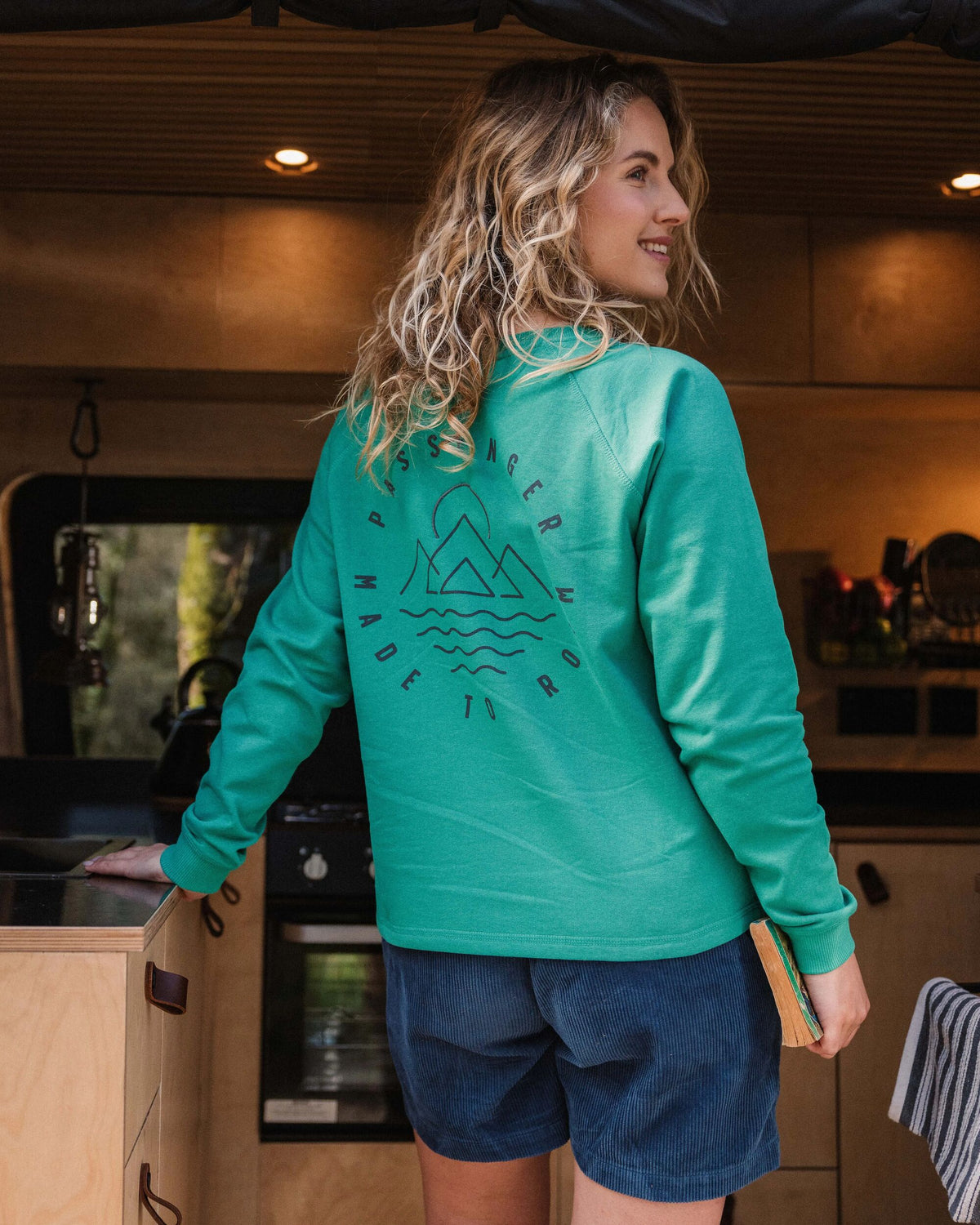 Remote Sweatshirt - Greenlake - Lifestyle