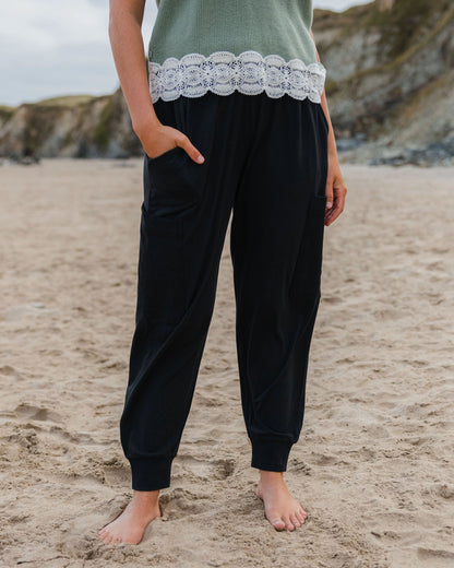 Day Dream Trouser - Black - Lifestyle