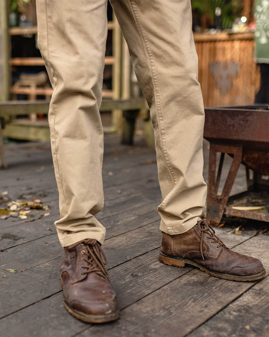 365 Cotton Trouser - Chinchilla Brown - Lifestyle