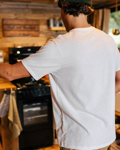 Nature T-Shirt - White - Lifestyle