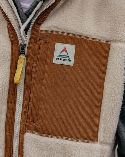Canyon Deep-Pile Sherpa Vest - Off White - Lifestyle