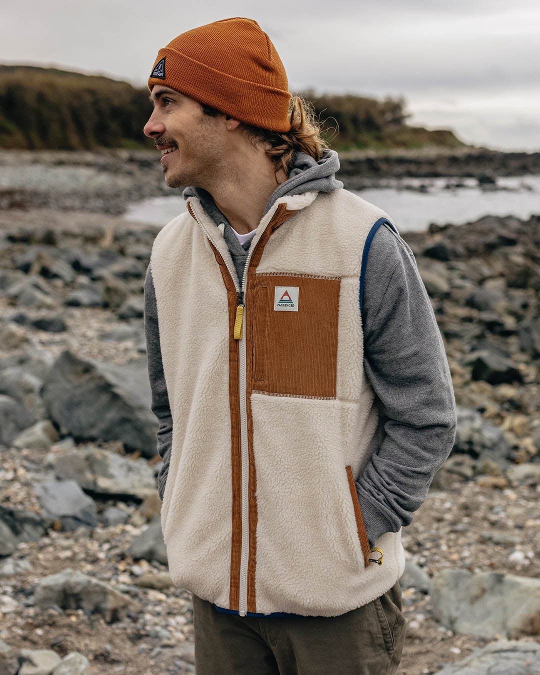 Canyon Deep-Pile Sherpa Vest - Off White - Lifestyle