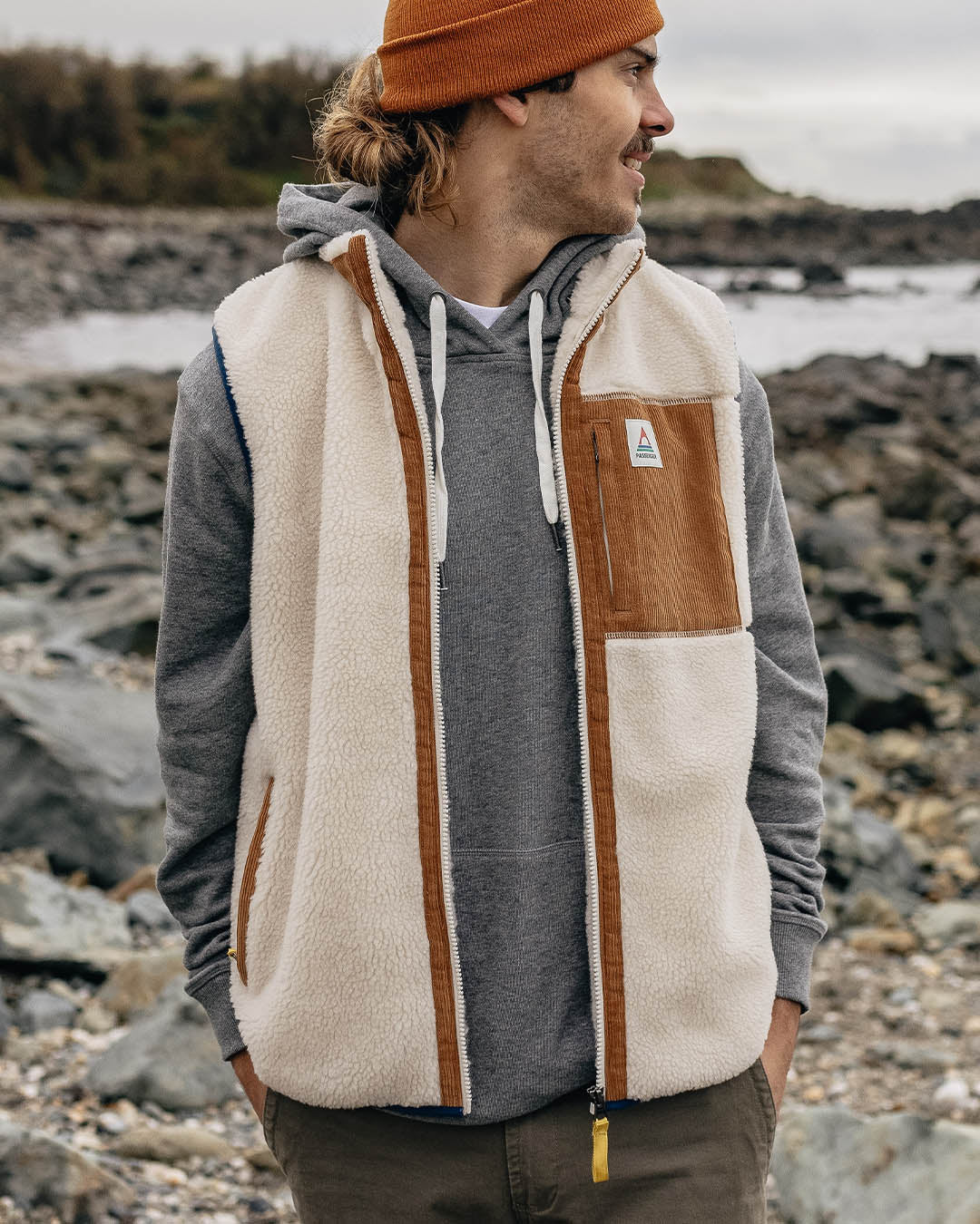 Canyon Deep-Pile Sherpa Vest - Off White - Lifestyle