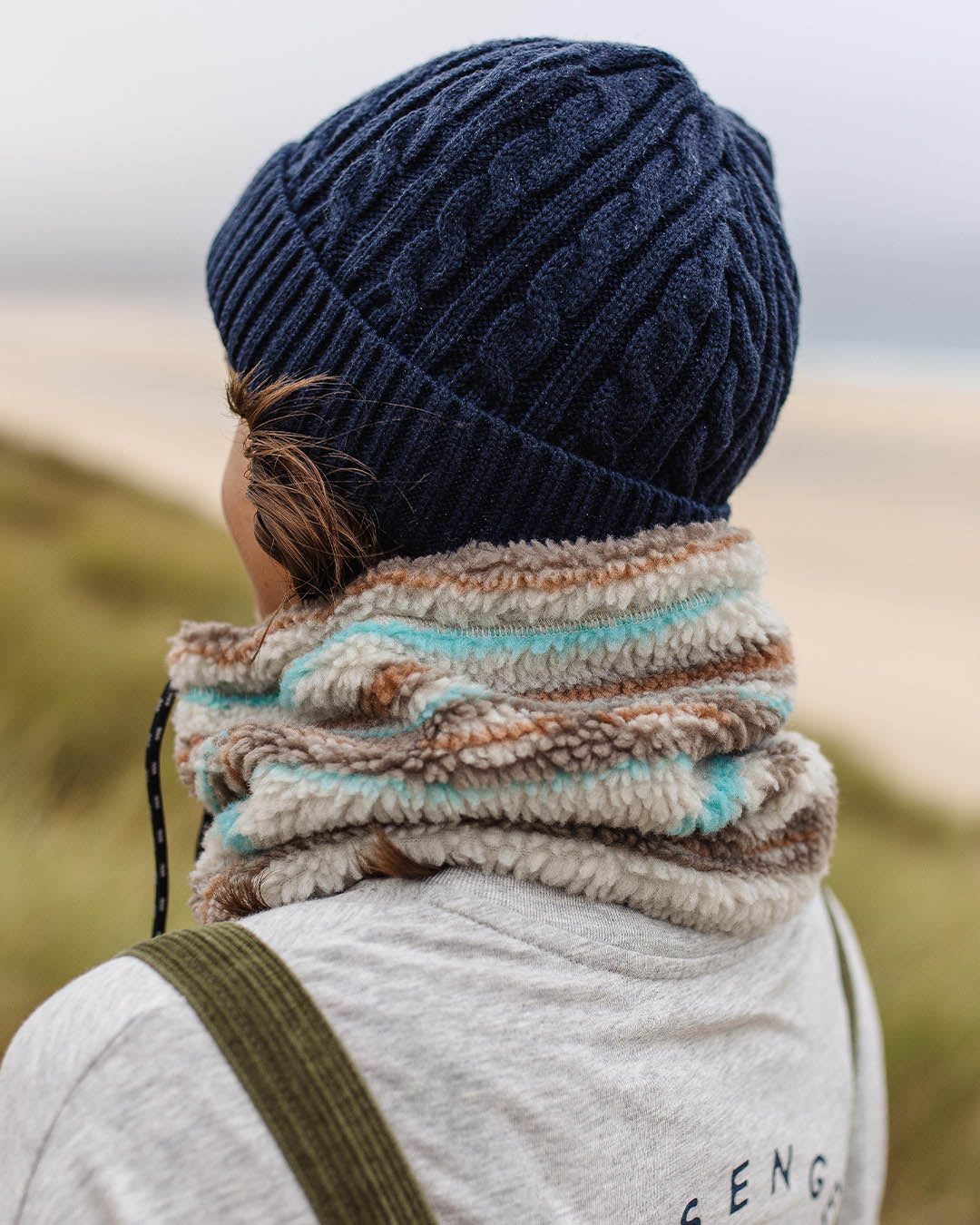 Mulled Sherpa Fleece Snood - Warm Ivory Geo Pattern - Lifestyle