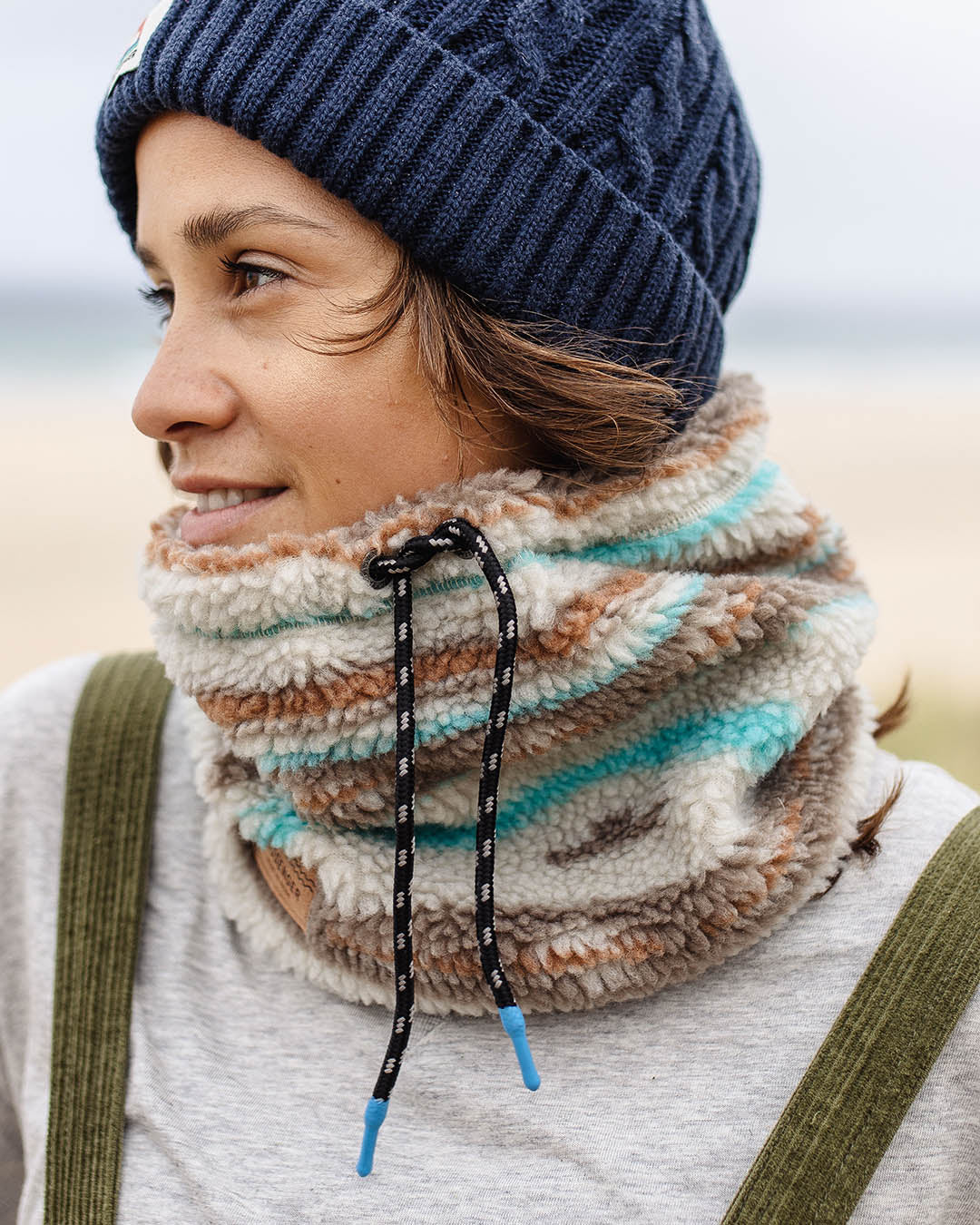 Mulled Sherpa Fleece Snood - Warm Ivory Geo Pattern - Lifestyle