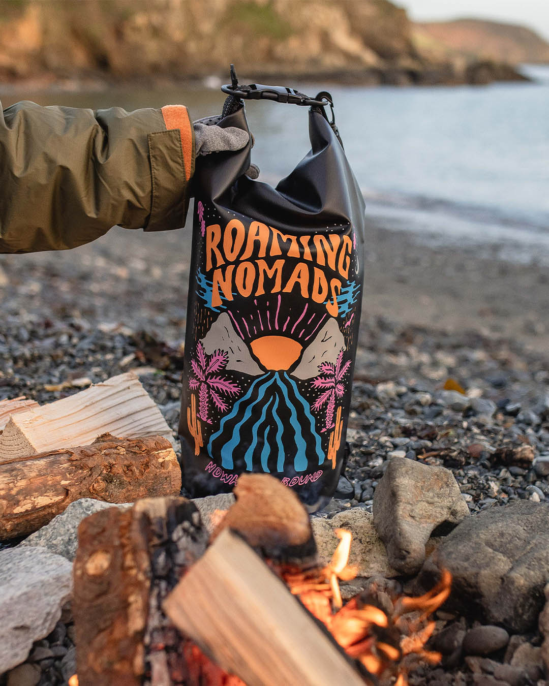 Tide 10L Dry Bag - Roaming Nomads - Lifestyle