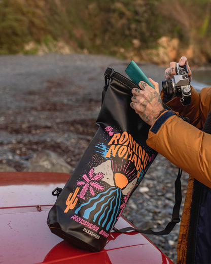 Tide 10L Dry Bag - Roaming Nomads - Lifestyle