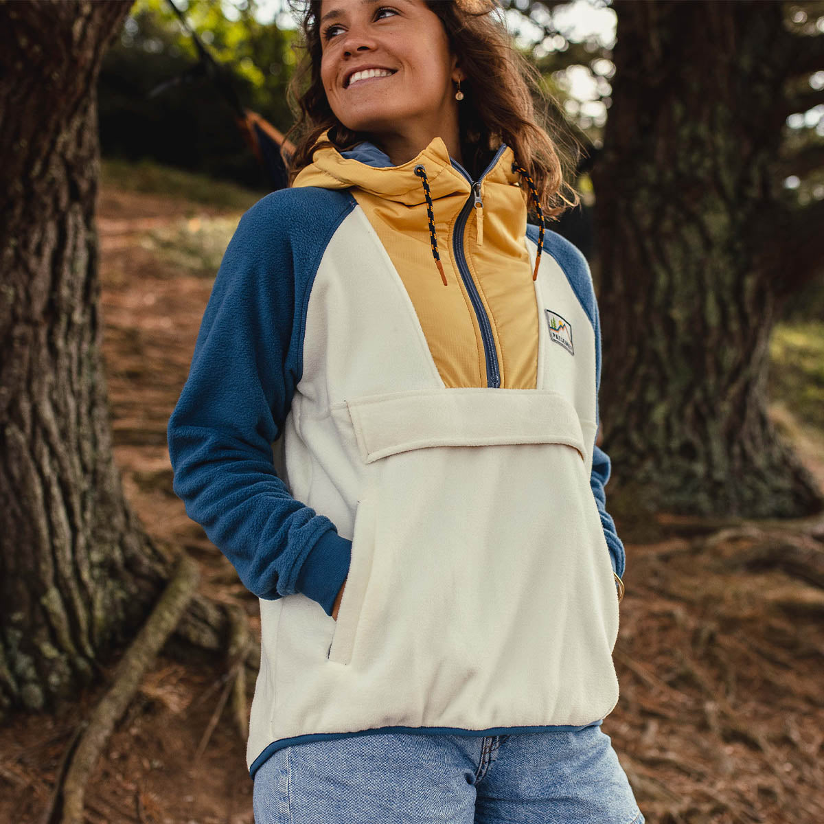 Alexander Polar Hooded Fleece - Egret - Lifestyle