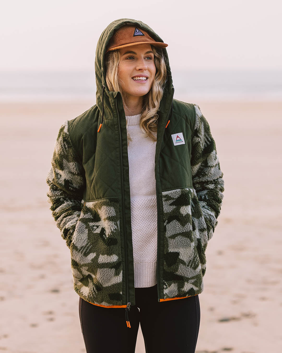 Sefton Deep-Pile Sherpa Full Zip Fleece - Fir Tree - Lifestyle