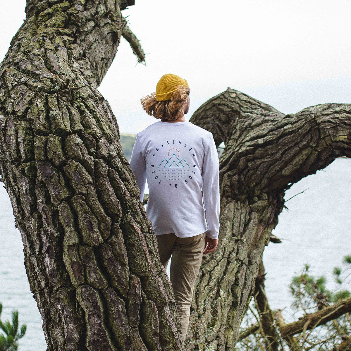 Escapism LS T-Shirt - White - Lifestyle