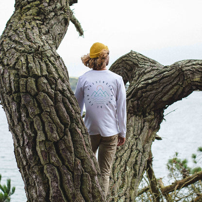 Escapism LS T-Shirt - White - Lifestyle