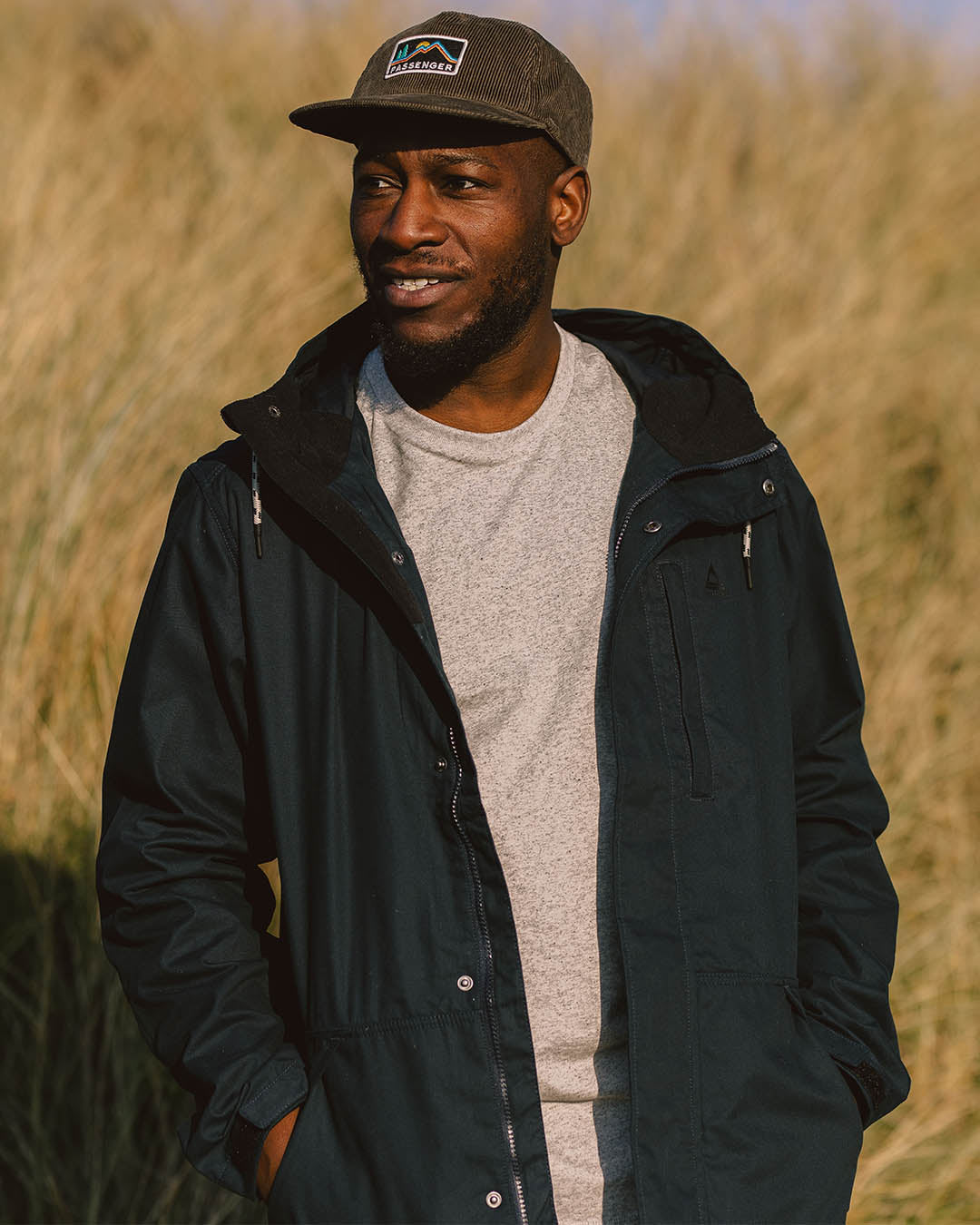 Remote Jacket - Deep Navy - Lifestyle