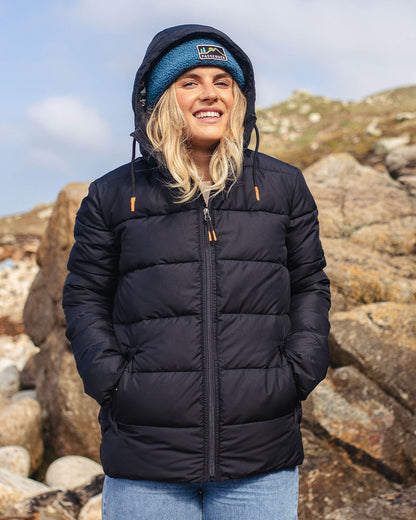 Parks Insulated Jacket - True Black - Lifestyle