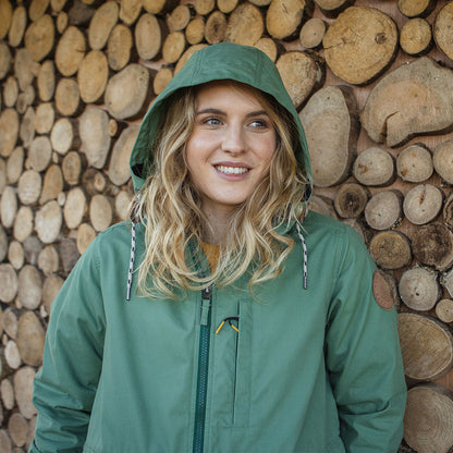 Heather Lightweight Anorak - Dark Ivy - Lifestyle