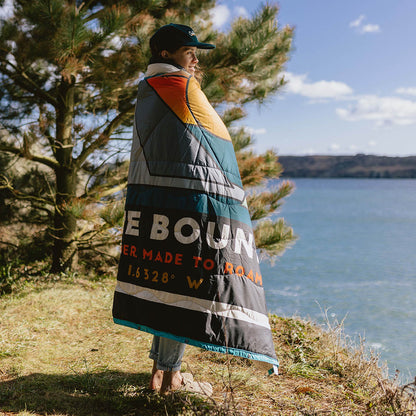 Nomadic Sherpa Blanket - Black 'Nowhere Bound' Print - Lifestyle
