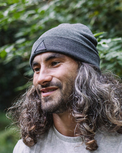 Core Low-Top Beanie - Charcoal - Lifestyle