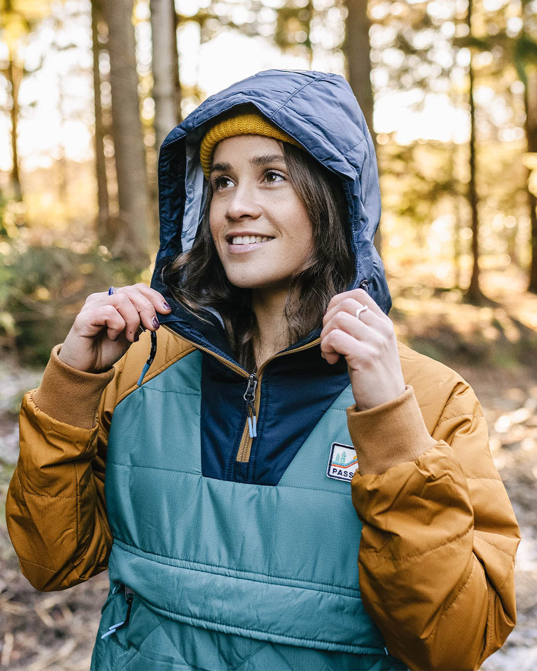 Ocean Insulated Anorak - Deep Ocean - Lifestyle