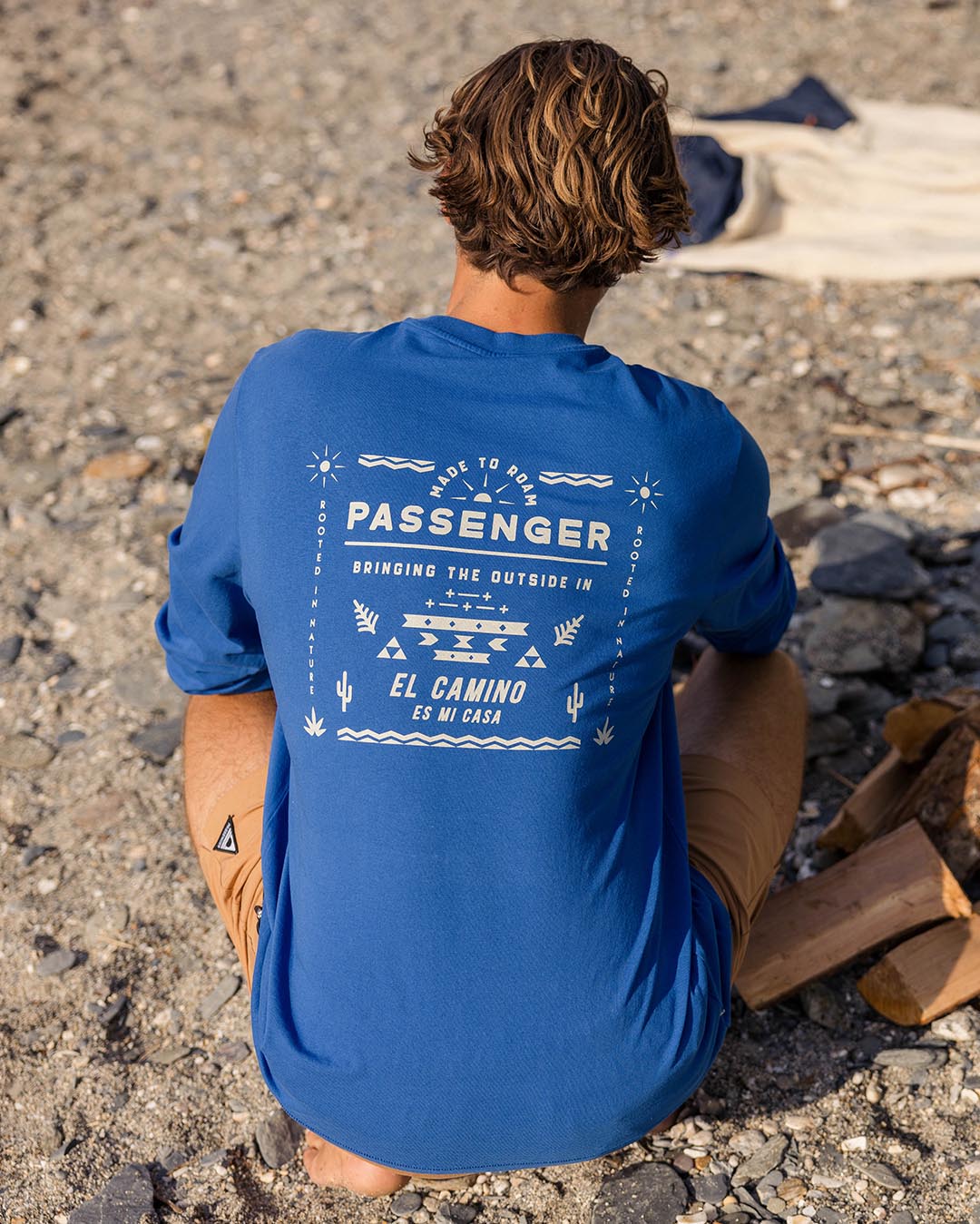 Roam Free LS T-Shirt - True Blue - Lifestyle