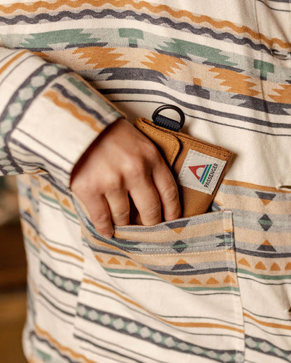 Pocket Wallet - Golden Brown - Lifestyle