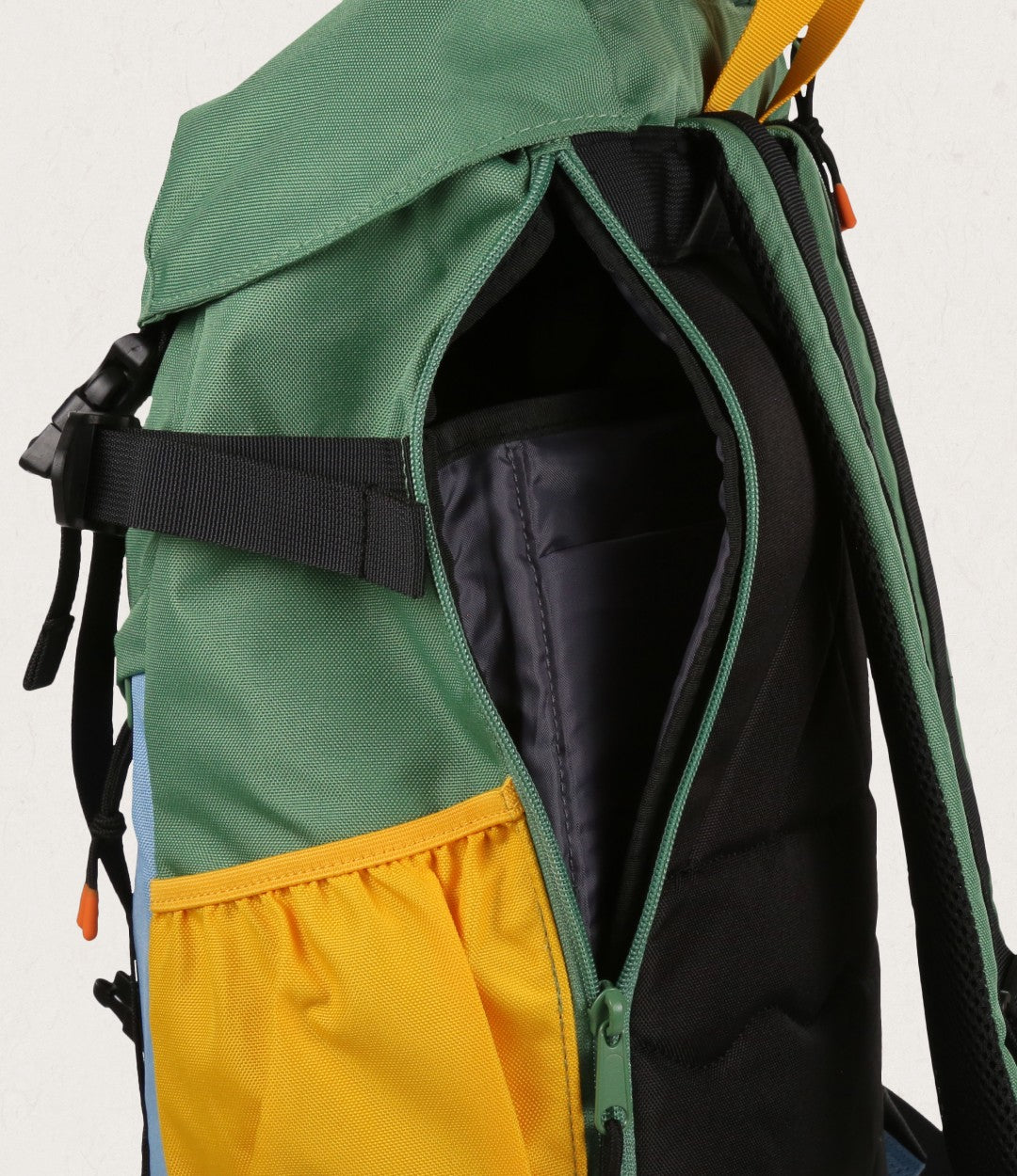 Boondocker 26L Backpack - Laurel Green - Lifestyle
