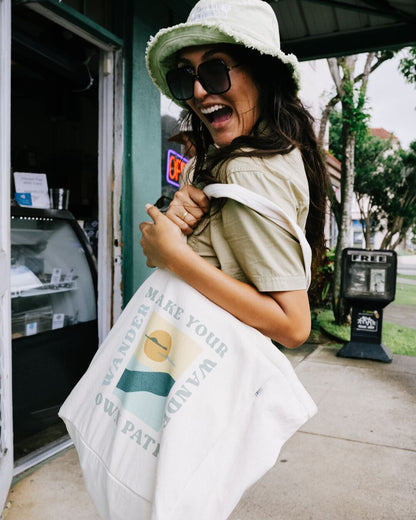 Sunrise Cotton Tote Bag - Off White - Lifestyle
