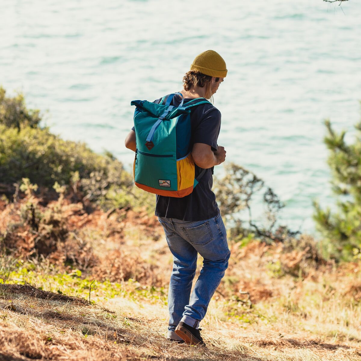 Rolltop Cooler 32L - Multi Colour - Lifestyle