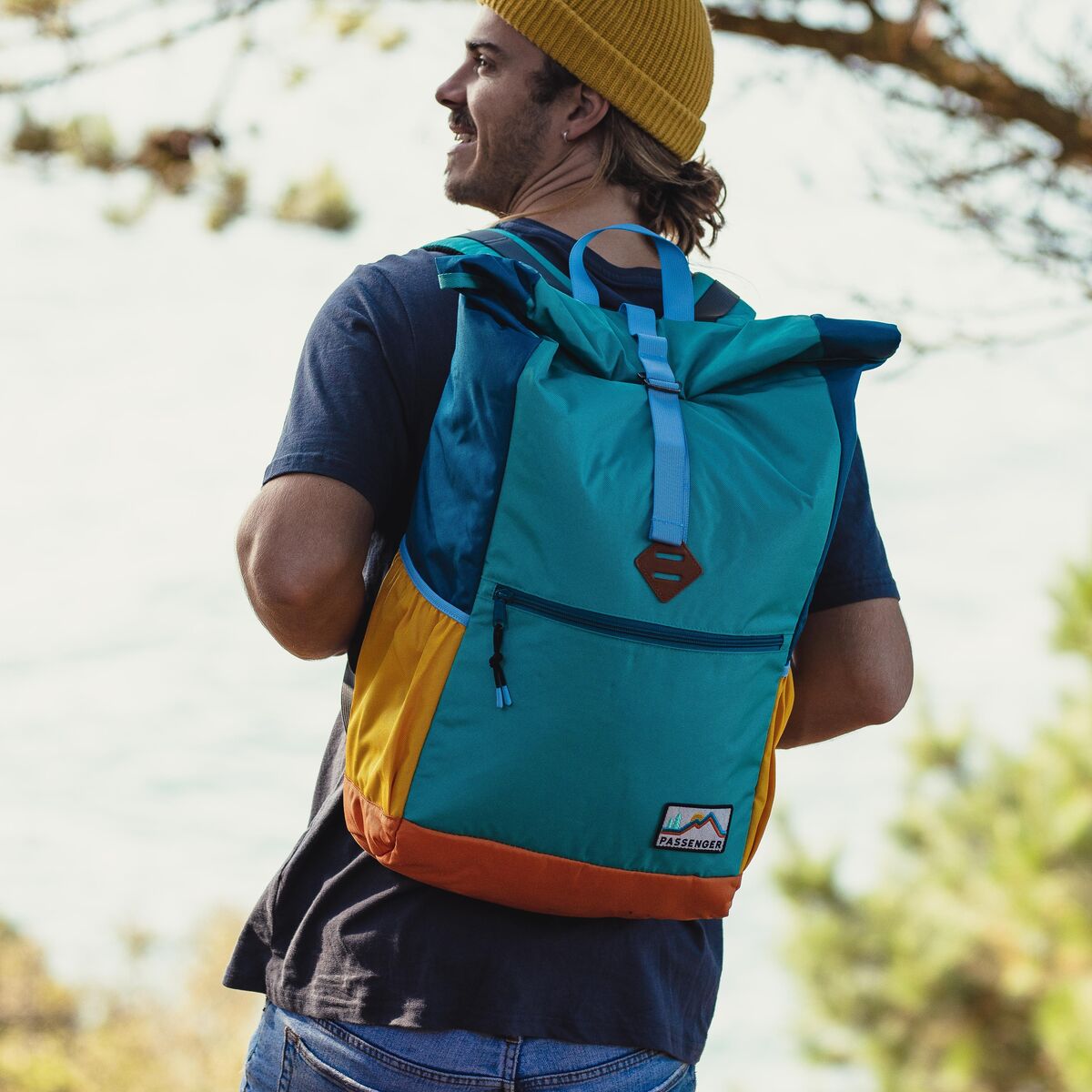 Rolltop Cooler 32L - Multi Colour - Lifestyle