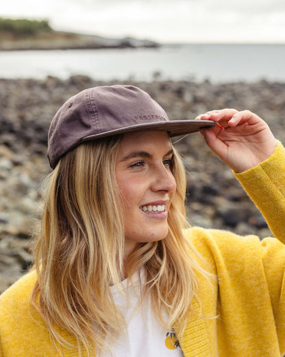 Byron Cap - Dusty Lilac - Lifestyle