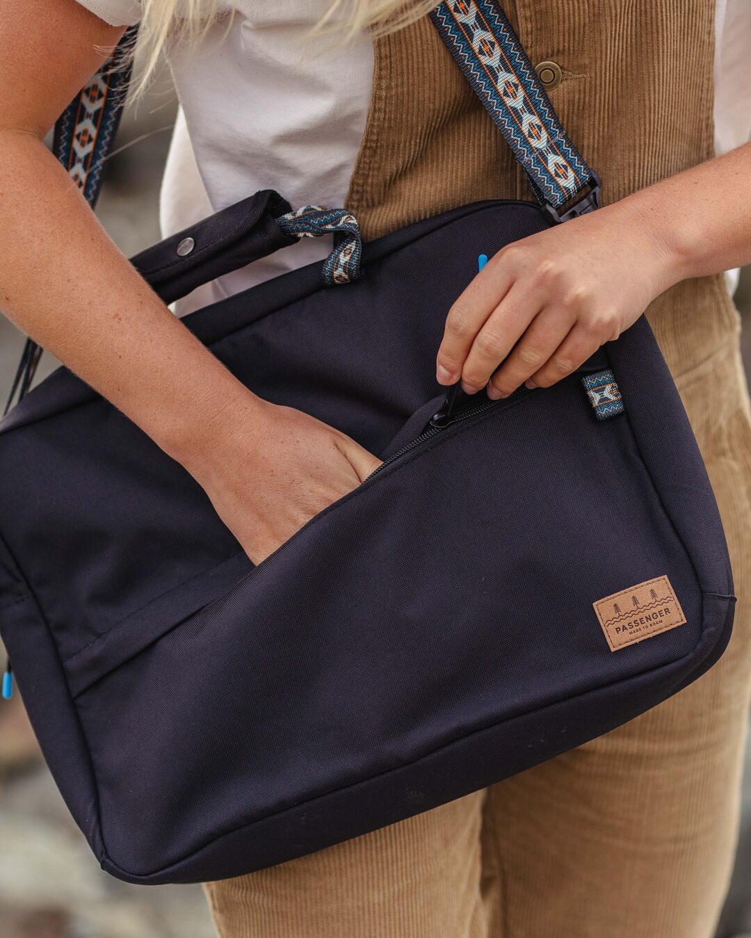 Messenger Bag - Black - Lifestyle