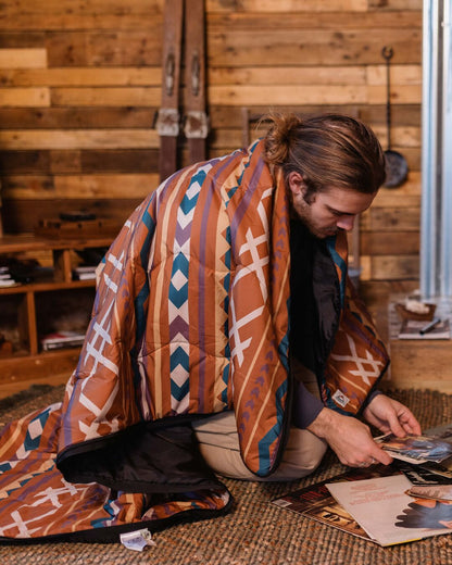 Twilight Sleeping Bag - Ginger Paddle Geo - Lifestyle