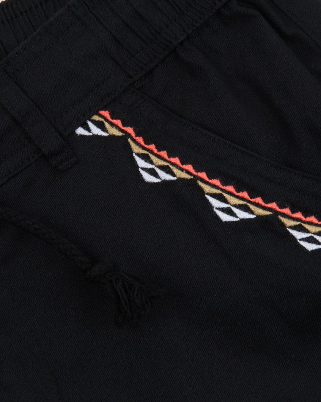 Freedom Cotton Short - True Black - Lifestyle